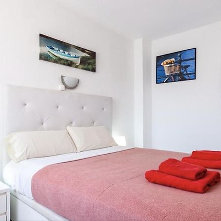 Апартаменты Ocean View Torre Del Sol Арона Экстерьер фото